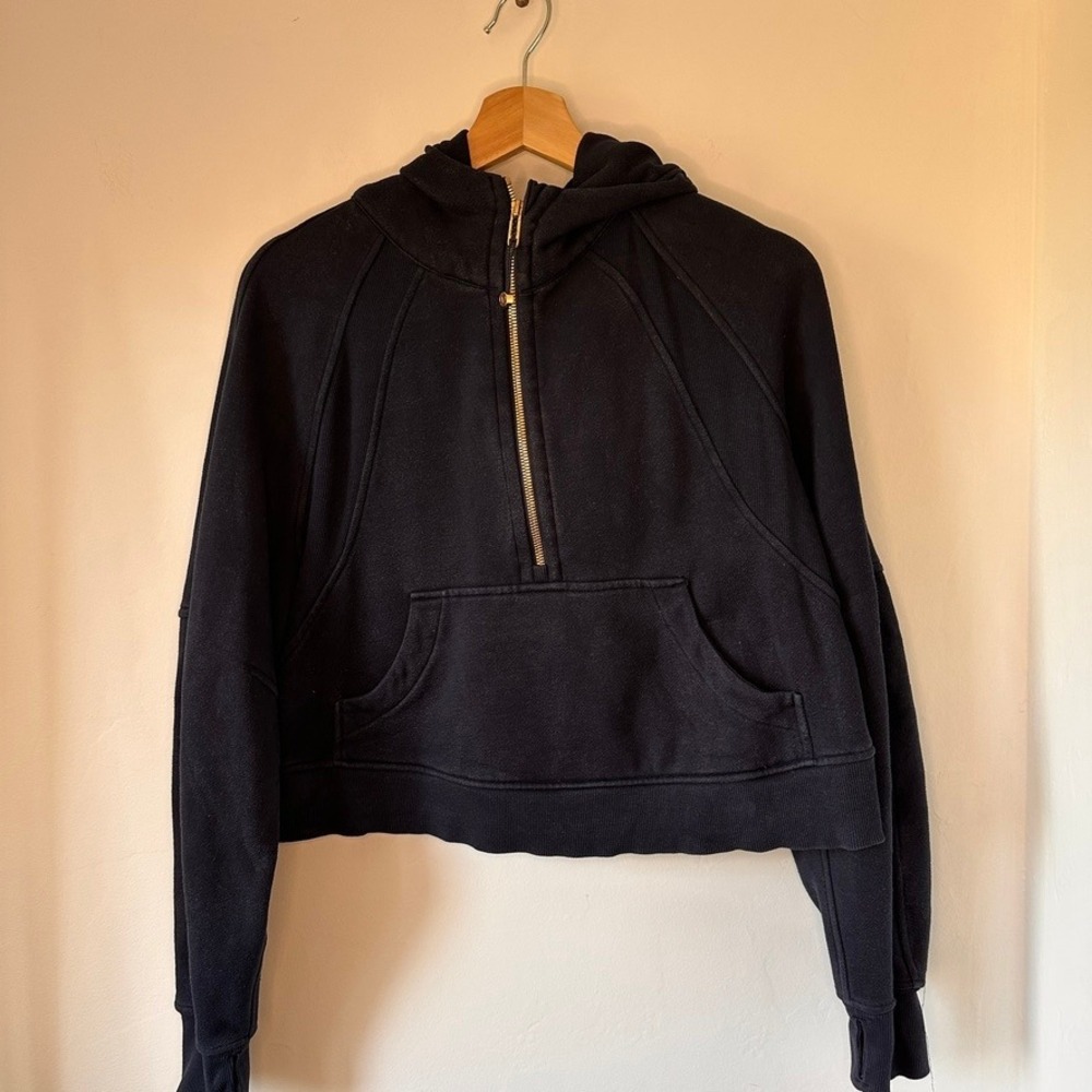 Lululemon Scuba Oversized Half Zip Hoodie Womens Black Gold Zipper Cropped